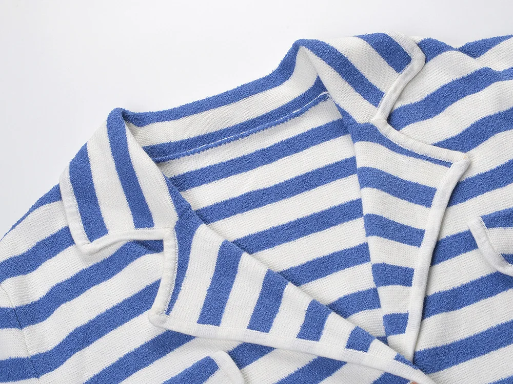 Ladies Relaxed Button Front Colorblock Cardigan