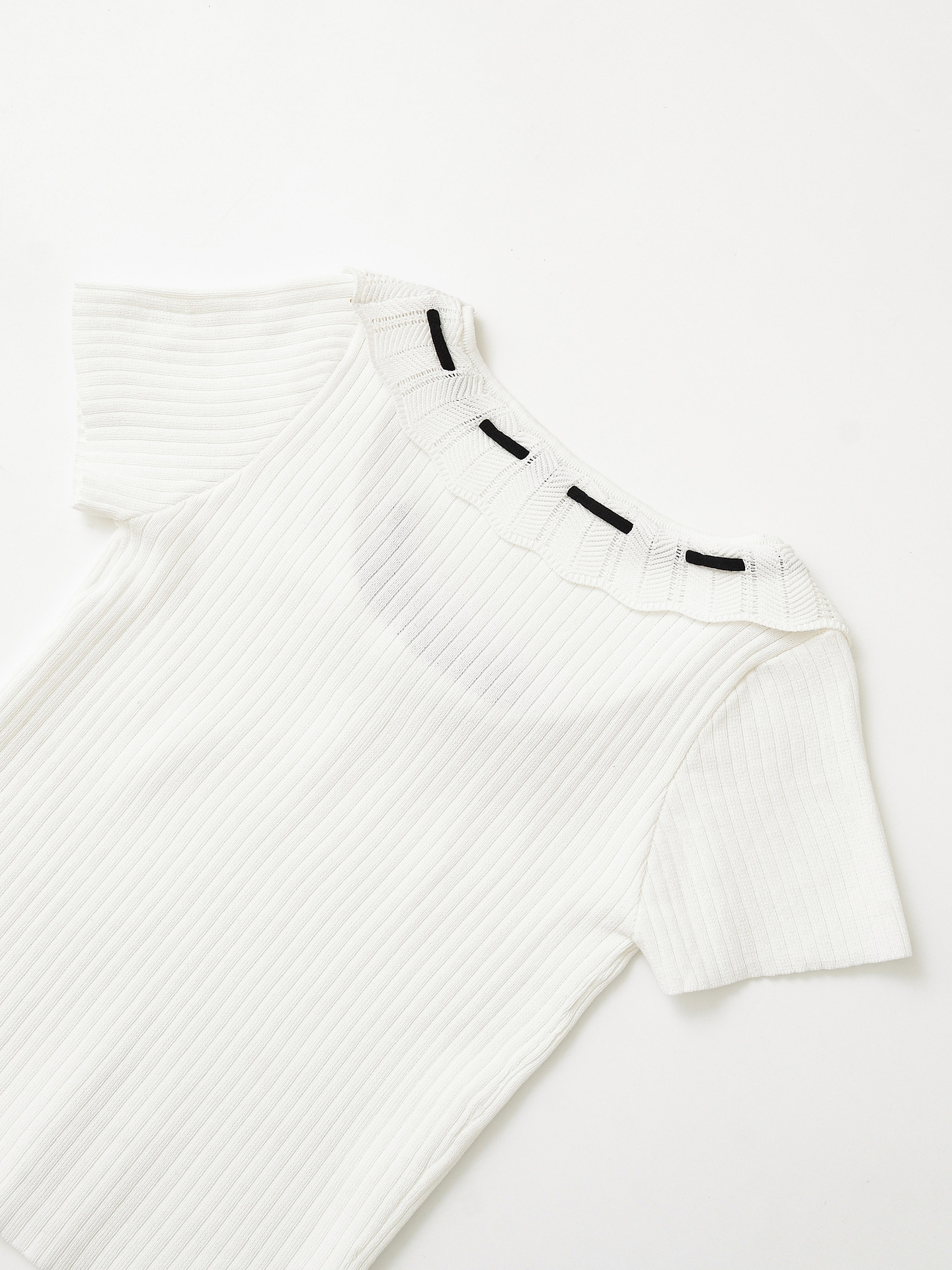 Contrast Lacing T-shirt