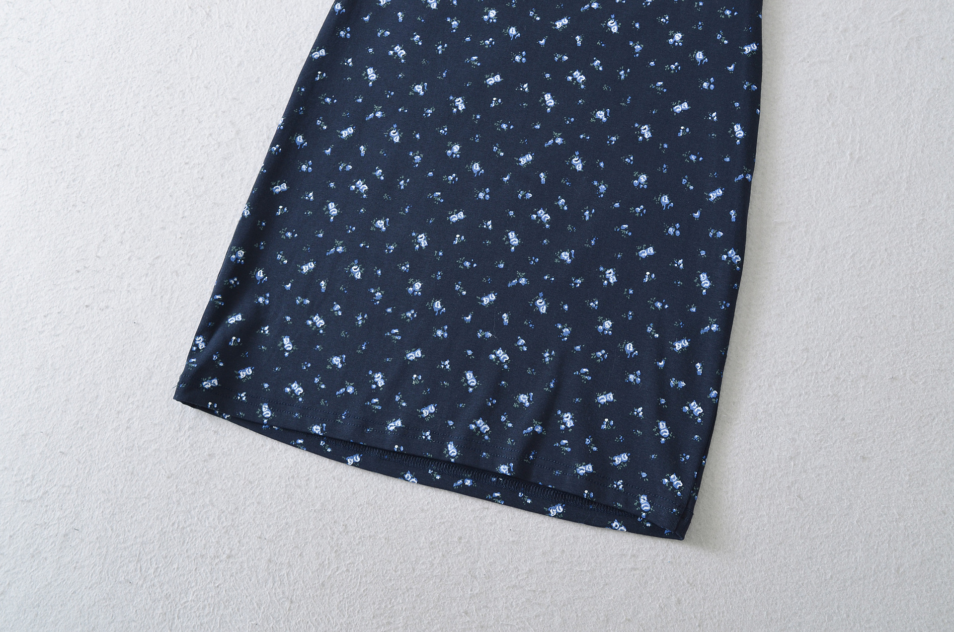 U-neck floral camisole skirt