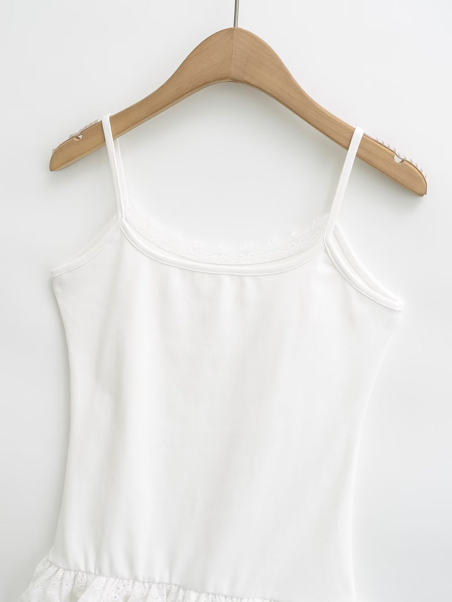 White Lace Hem Strapless Camisole for Women - Outerwear and Innerwear Bow Top