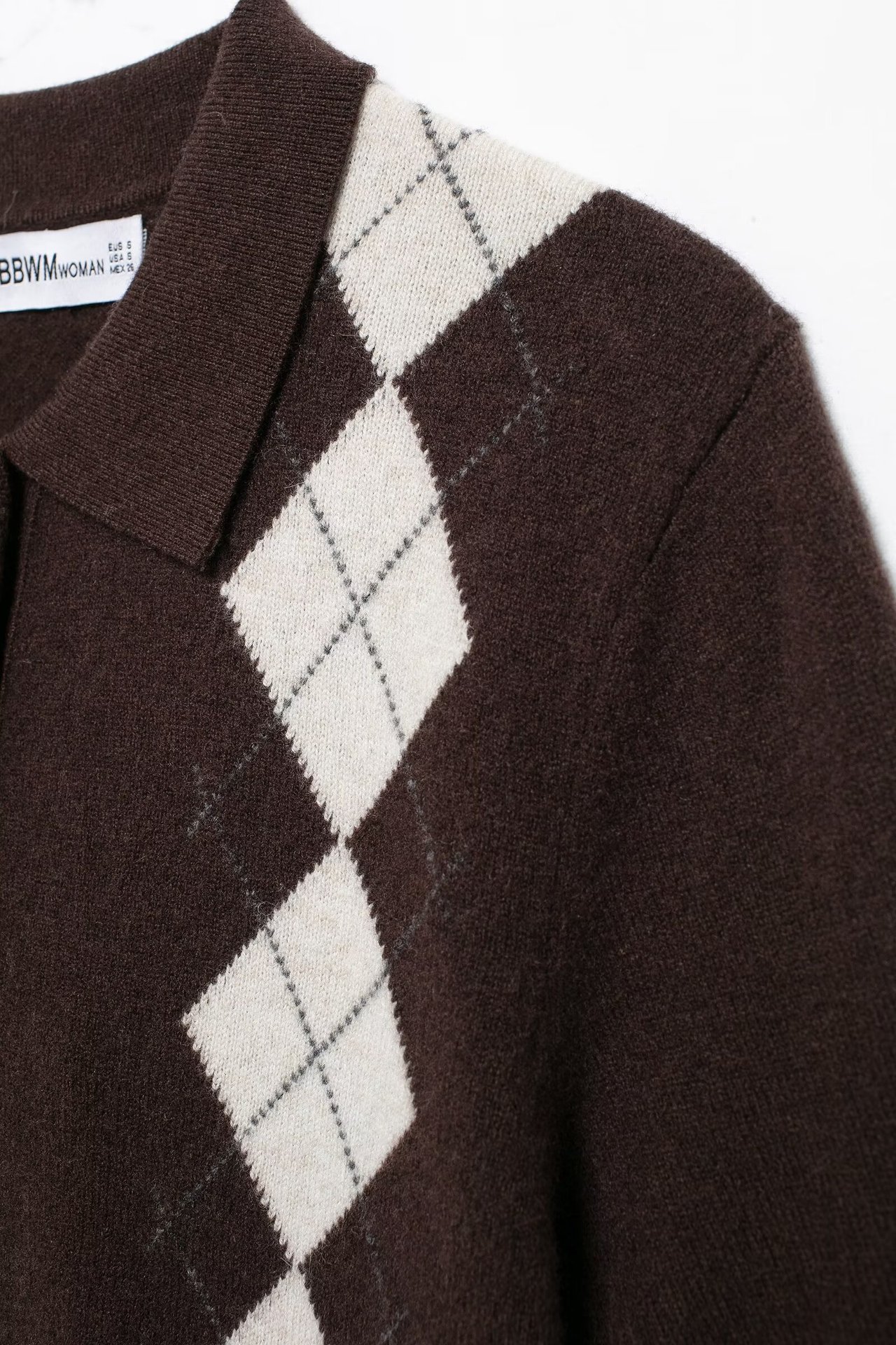 Lozenge Elbow-Length Button Placket Pullover