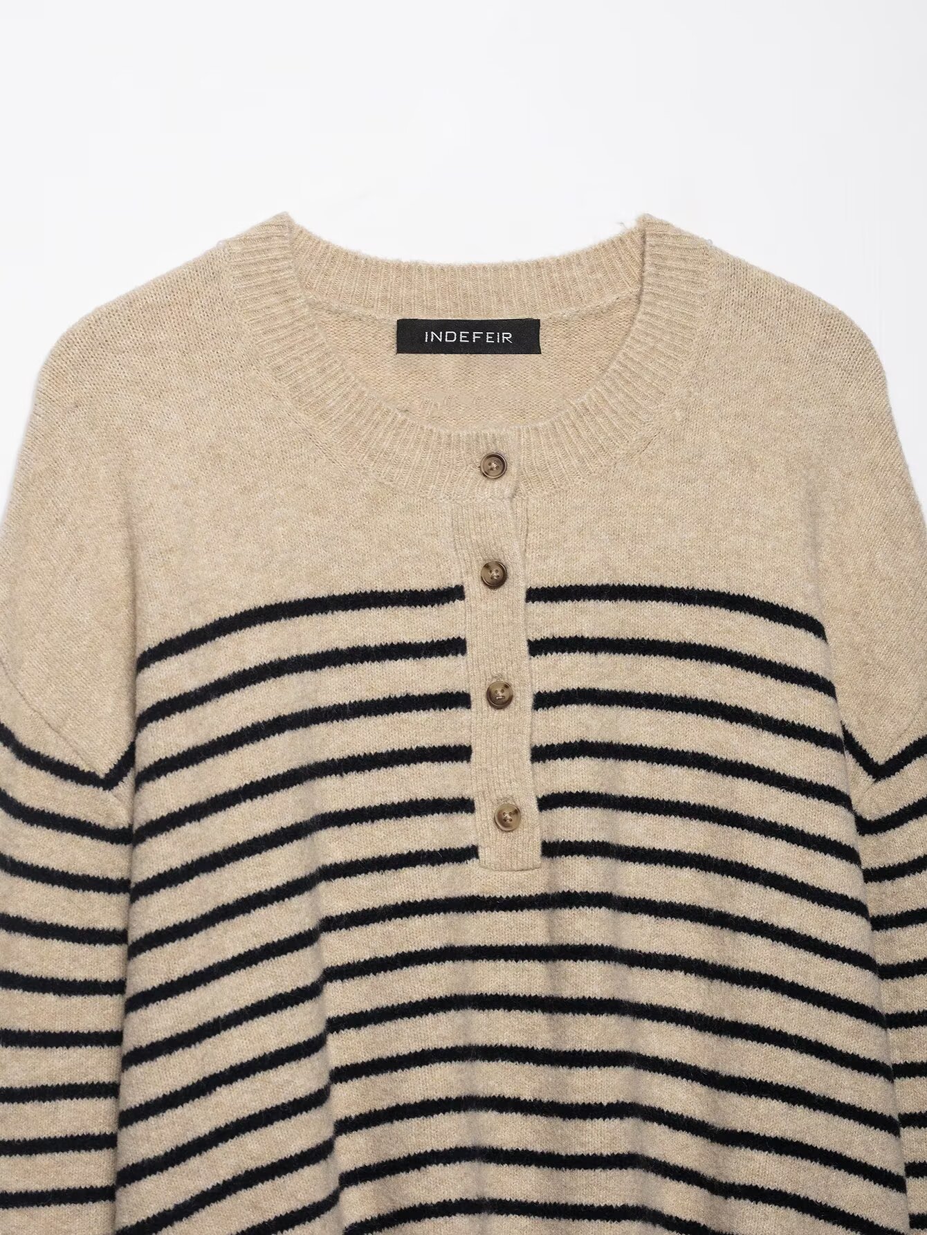 Front Placket Polyester Long Sleeve Sweaters