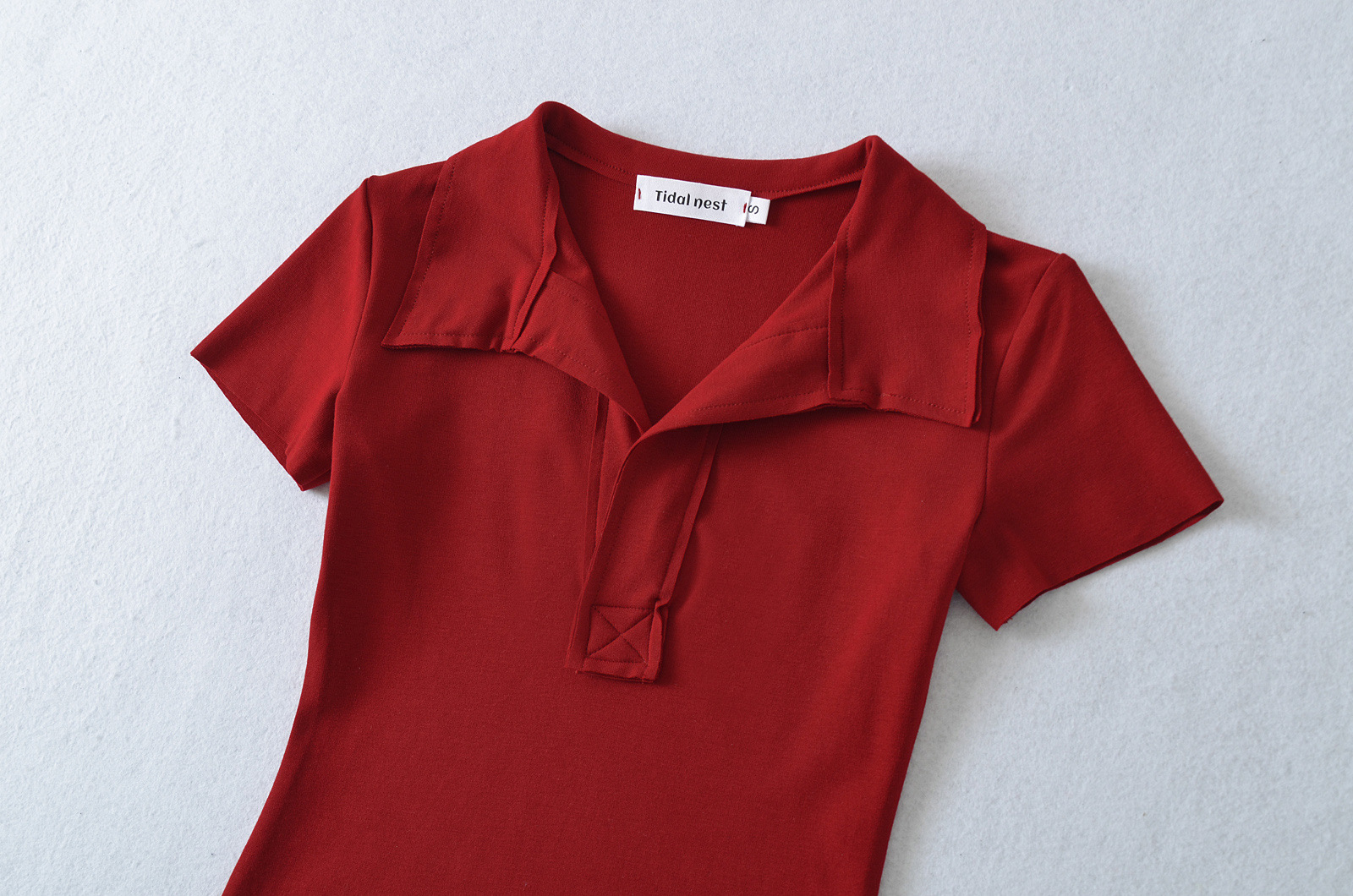 Sexy V-neck Curved Hem Short Sleeve Casual T-shirt