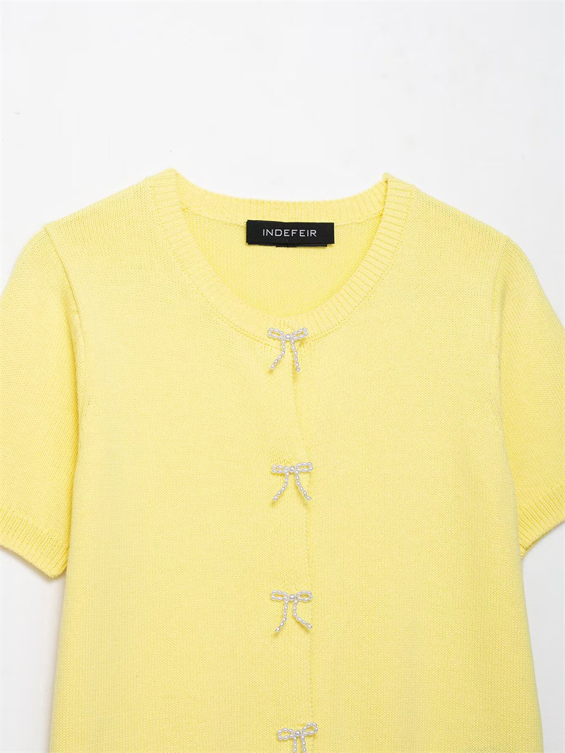 Spring New Style Round Neck Solid Color Loose Knit Sweater for Women with Unique Design and Elegant Temperament