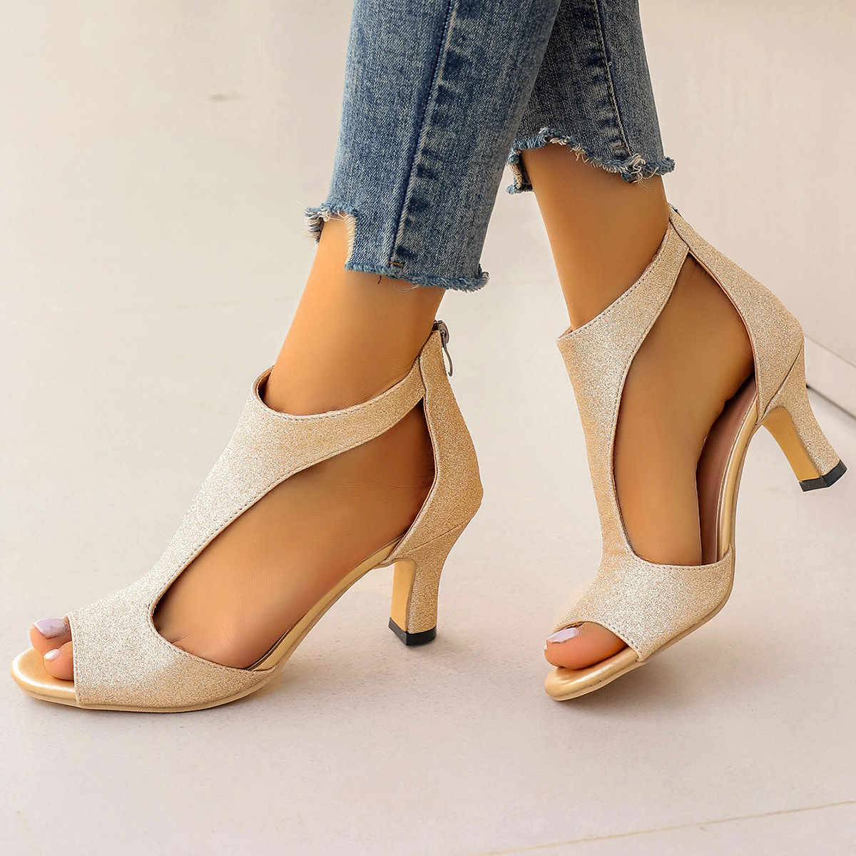 Fashionable zippered fish mouth sandals for women's summer new oversized side air thin heel Roman sandals