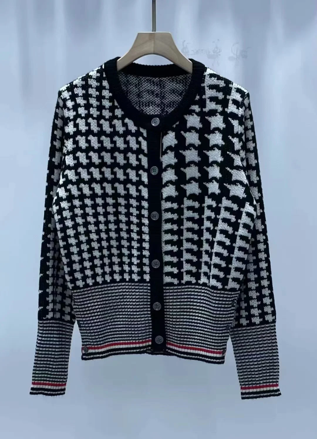 Low Neck Polyester Stripe Button Front Cardigan