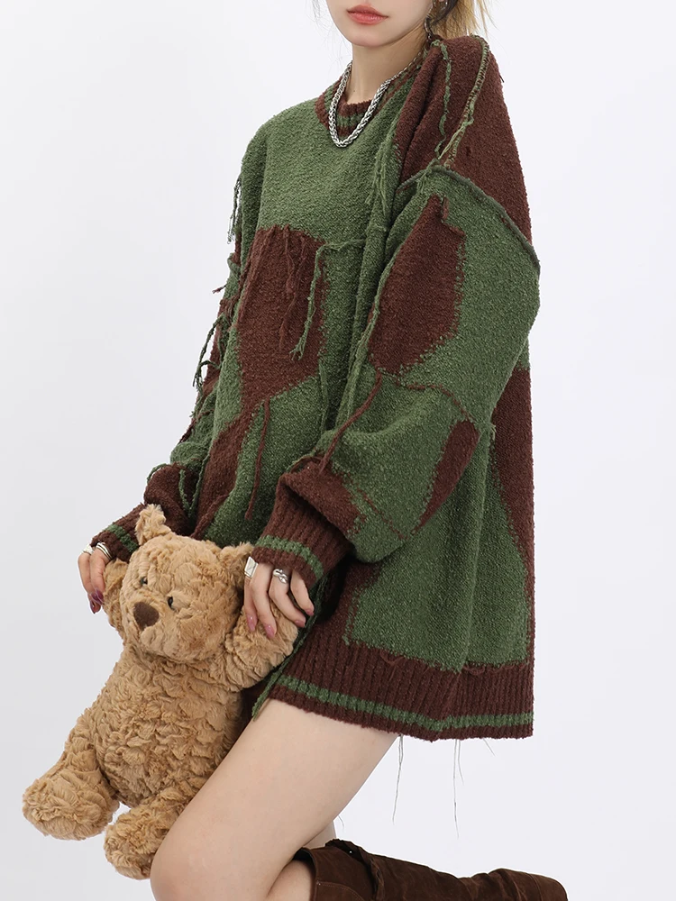 Ladies Long-Sleeved Round Neck Fringe Two-Tone Sweater