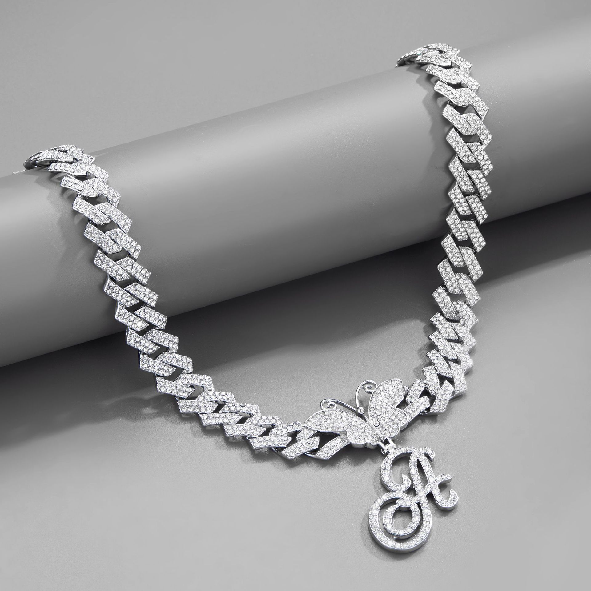 18inch Cuban Chain Butterfly Letter Full Diamond Pendant Cuban Chain Personalized Exaggerated Thick Chain Hiphop Jewelry