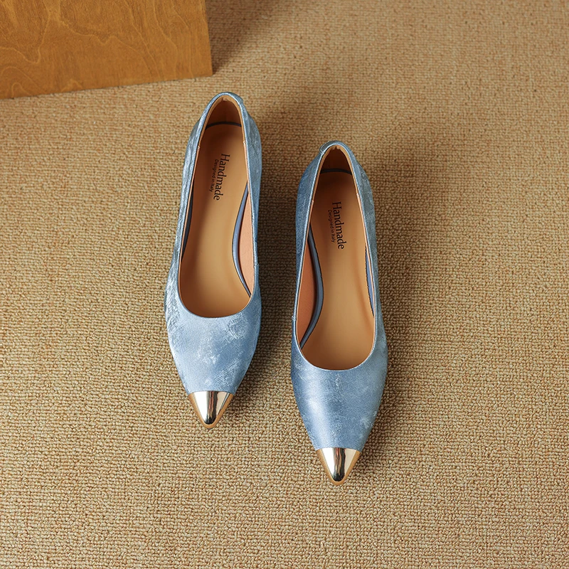 Cowhide Ladies Stiletto Shoes Single Tone Polished