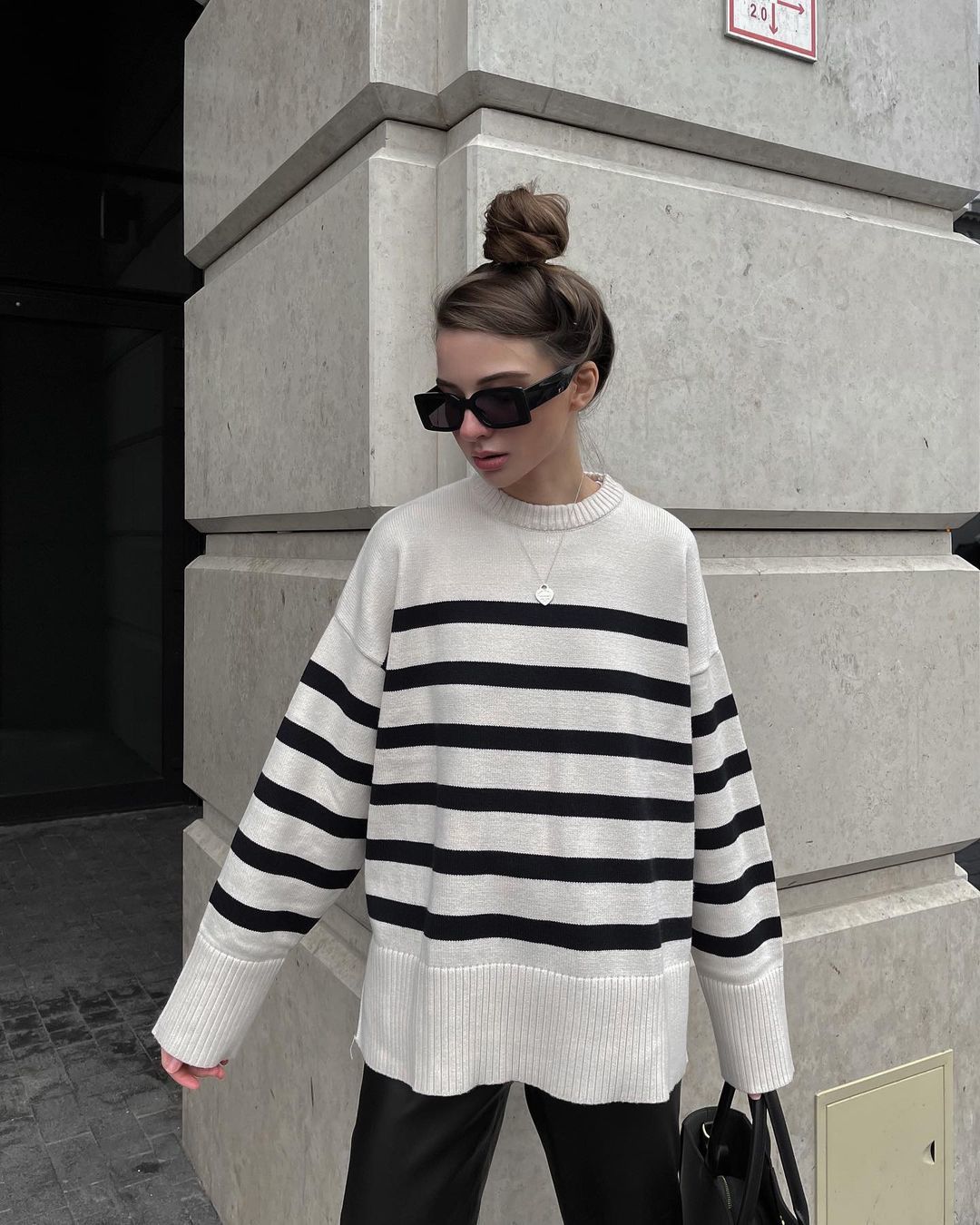 Ladies Polyester Stripe Sweater