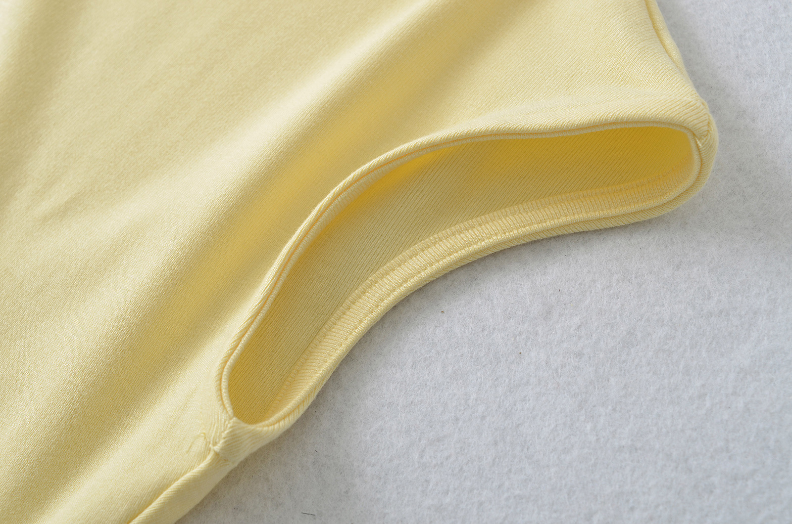 Half-high Neck Short Sleeve Fitted Base Layer Top T-shirt