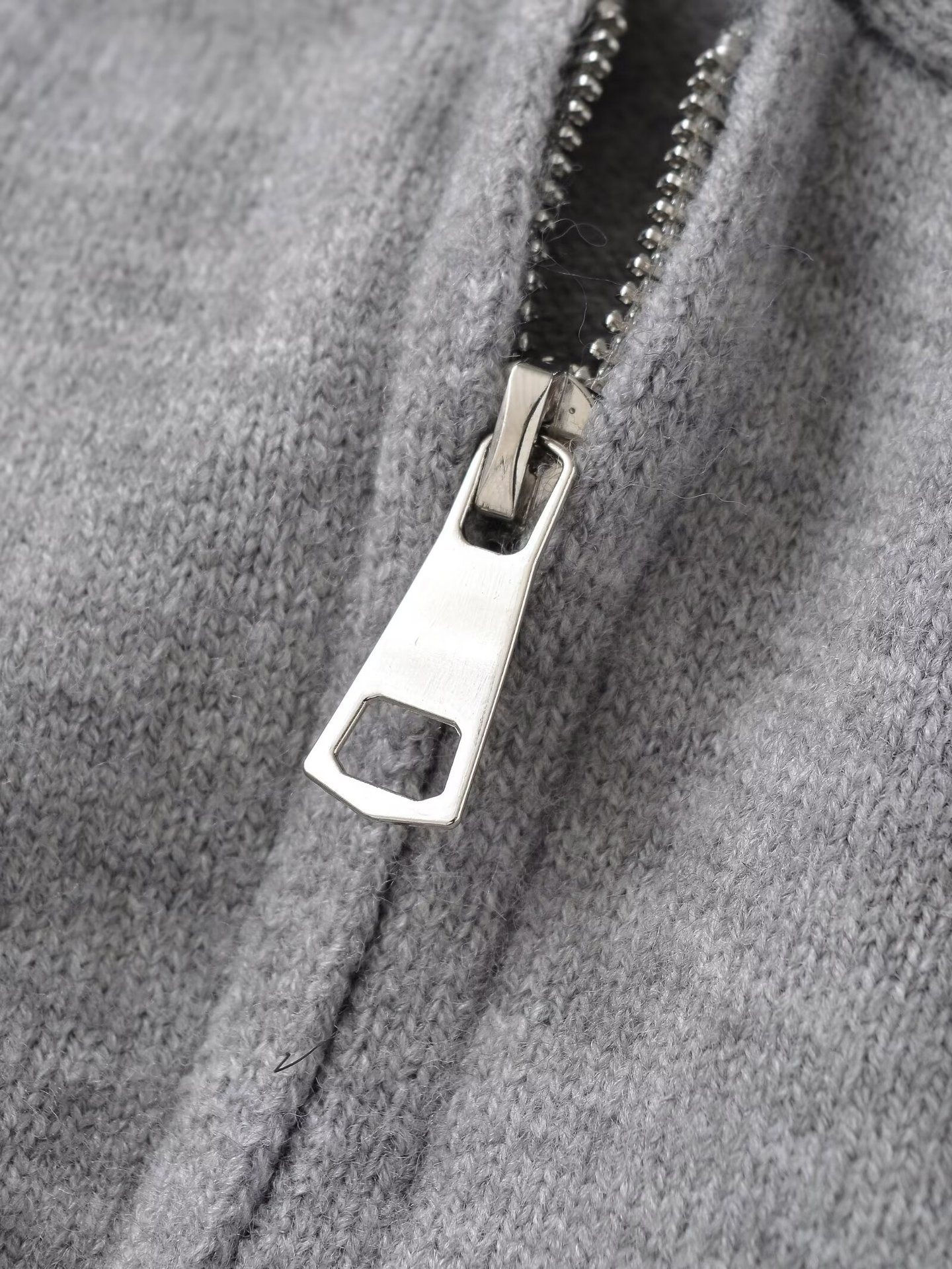 Bow knit hooded jacket