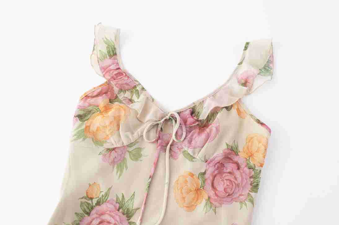 V-neck Tie Waist Slim Mesh Splicing Flounce Sleeve Dress