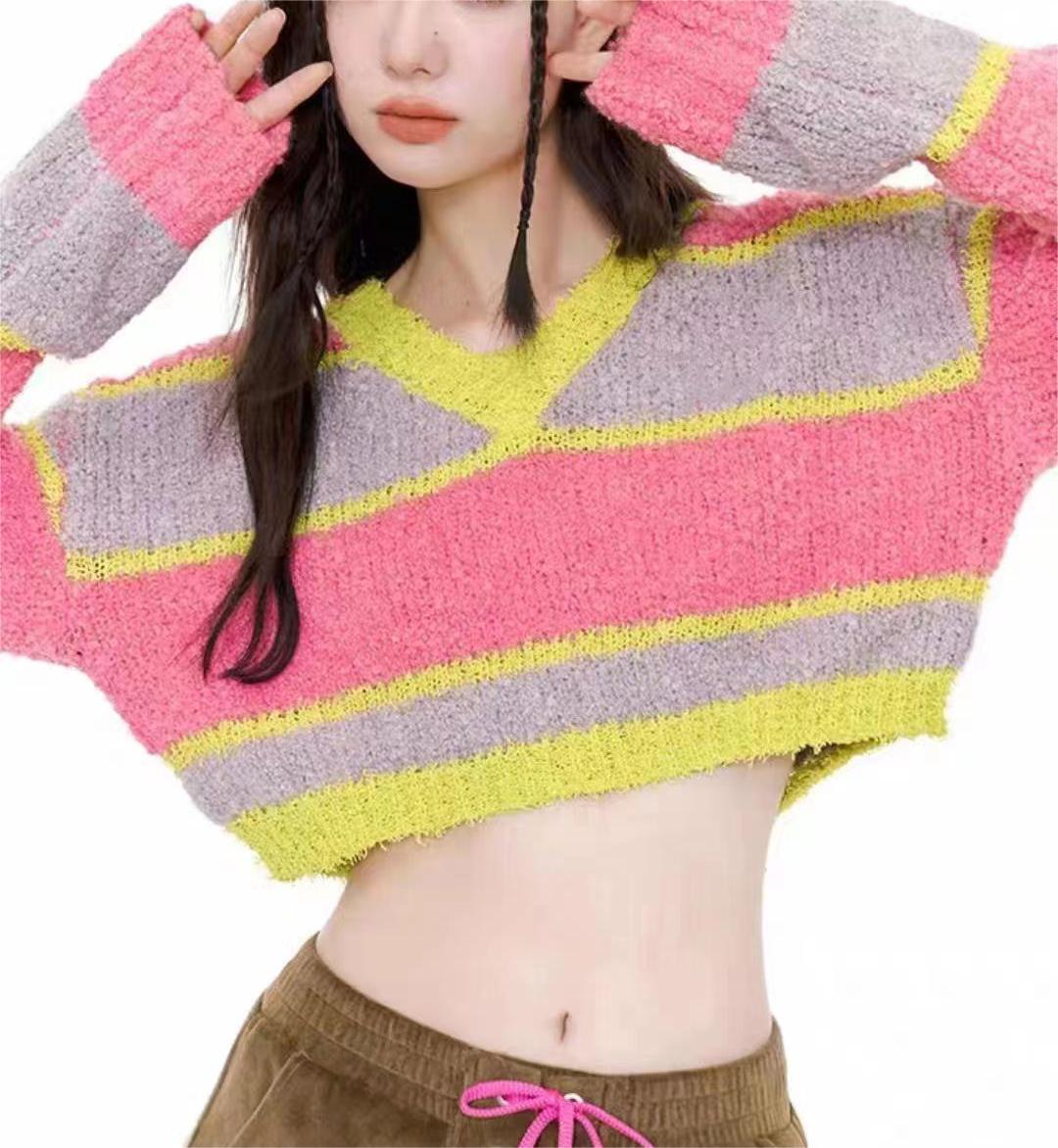 Ladies Colorful Banded Sweater Daily Wear