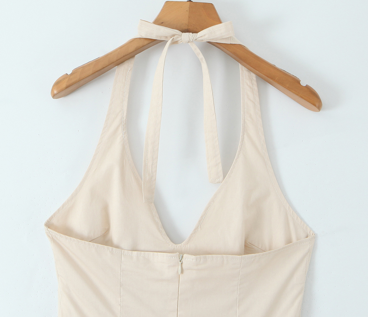 Backless hanging neck solid color waist cinched dress for women