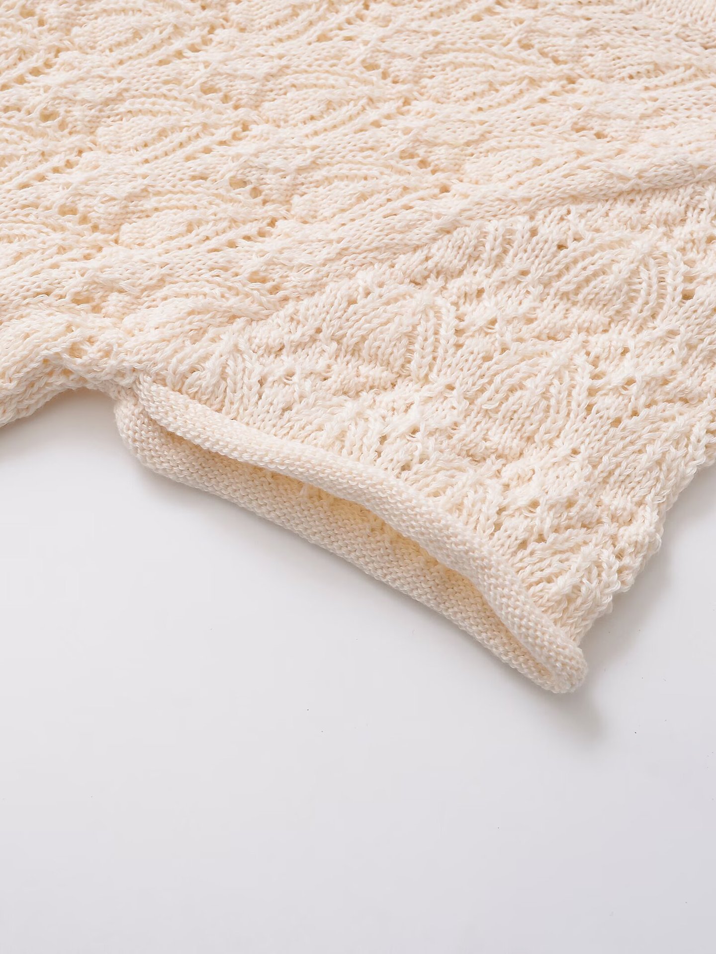 Three-Quarter Sleeve Crewneck Polyester Top