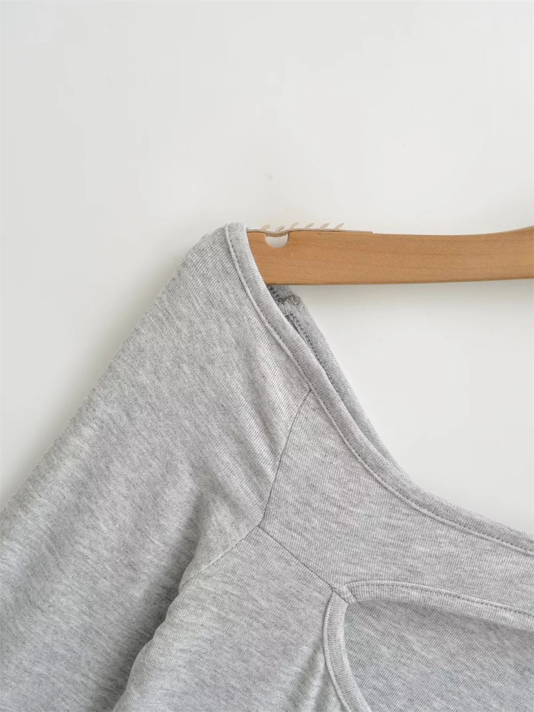 Ladies Daring Wrist-Length Bardot Keyhole T-Shirt