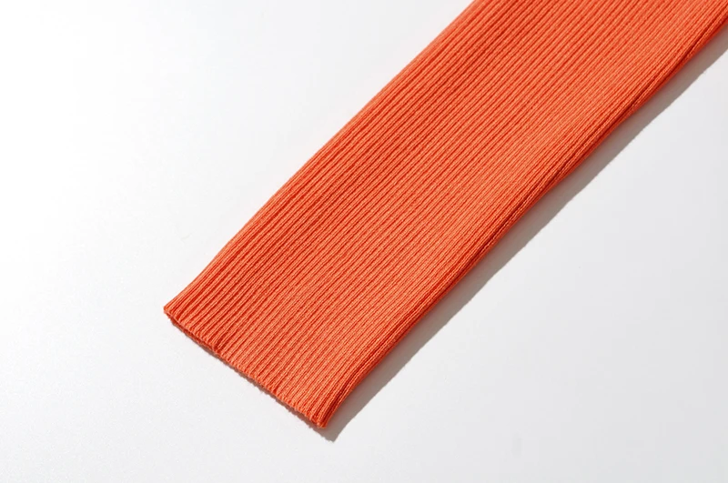 Ladies Cotton Wrist-Length Plunge Snap Stretch-Fitted Body