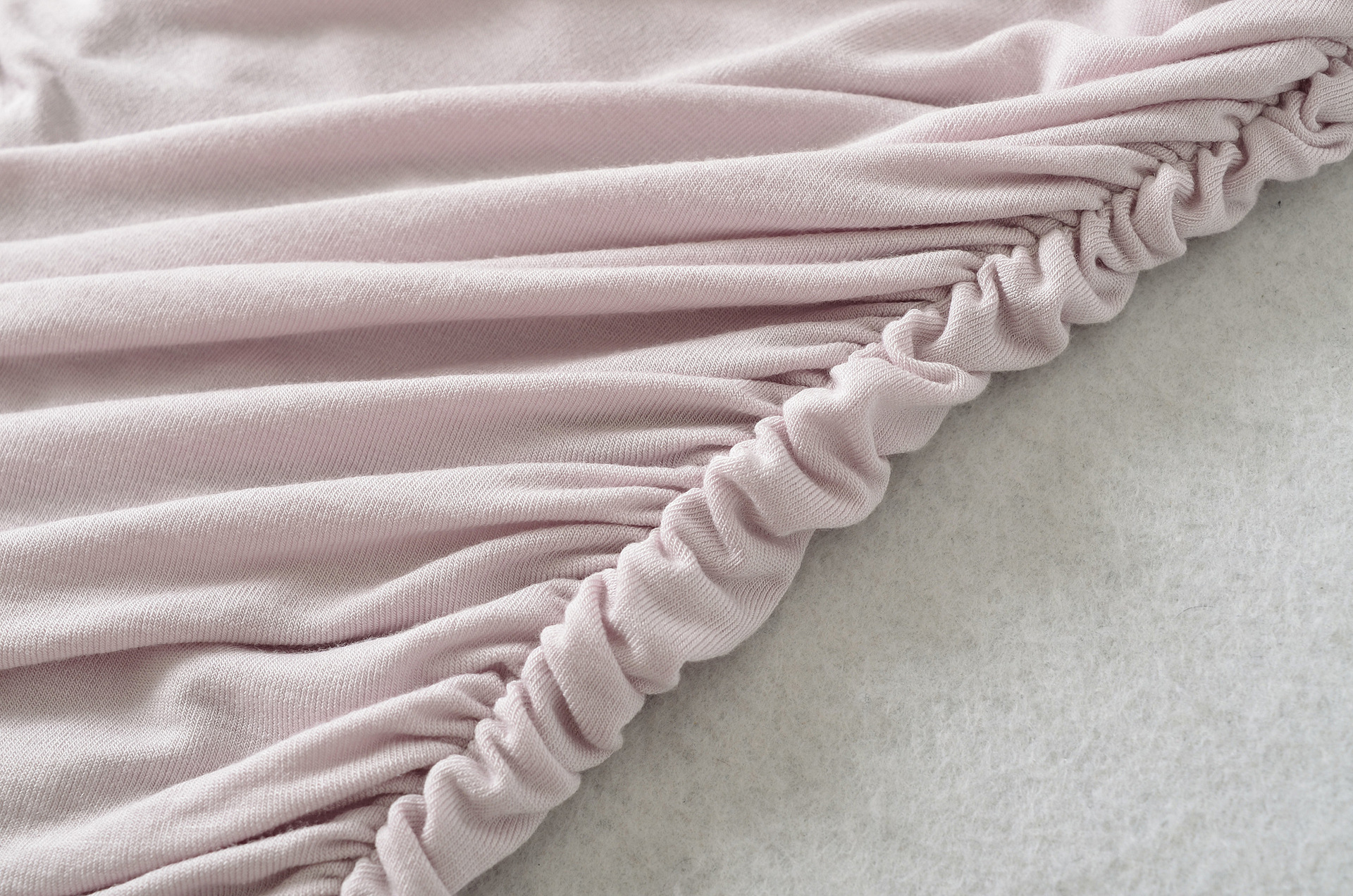 Slim Accordion Mermaid Maxi Skirt