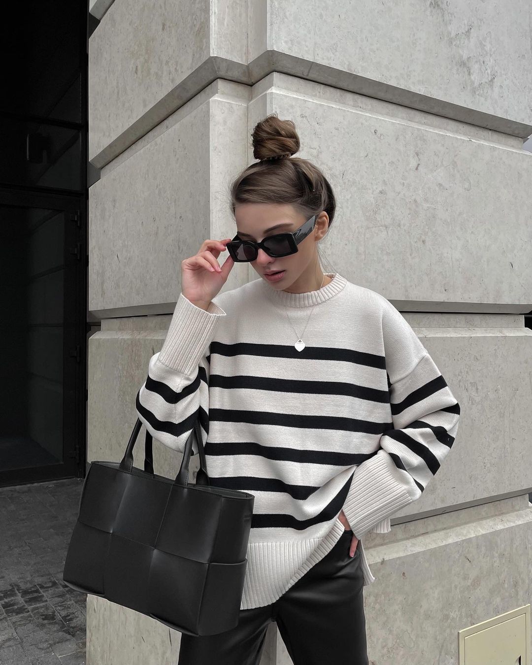 Ladies Polyester Stripe Sweater