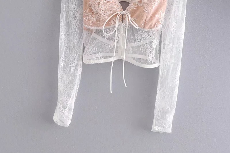 Contemporary Loose-Fit Plunge Rear Keyhole Wrist-Length Puff Top