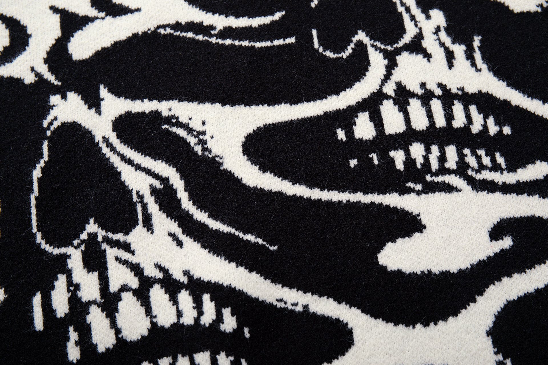 Loose Jacquard Sleeveless Acrylic Sweater