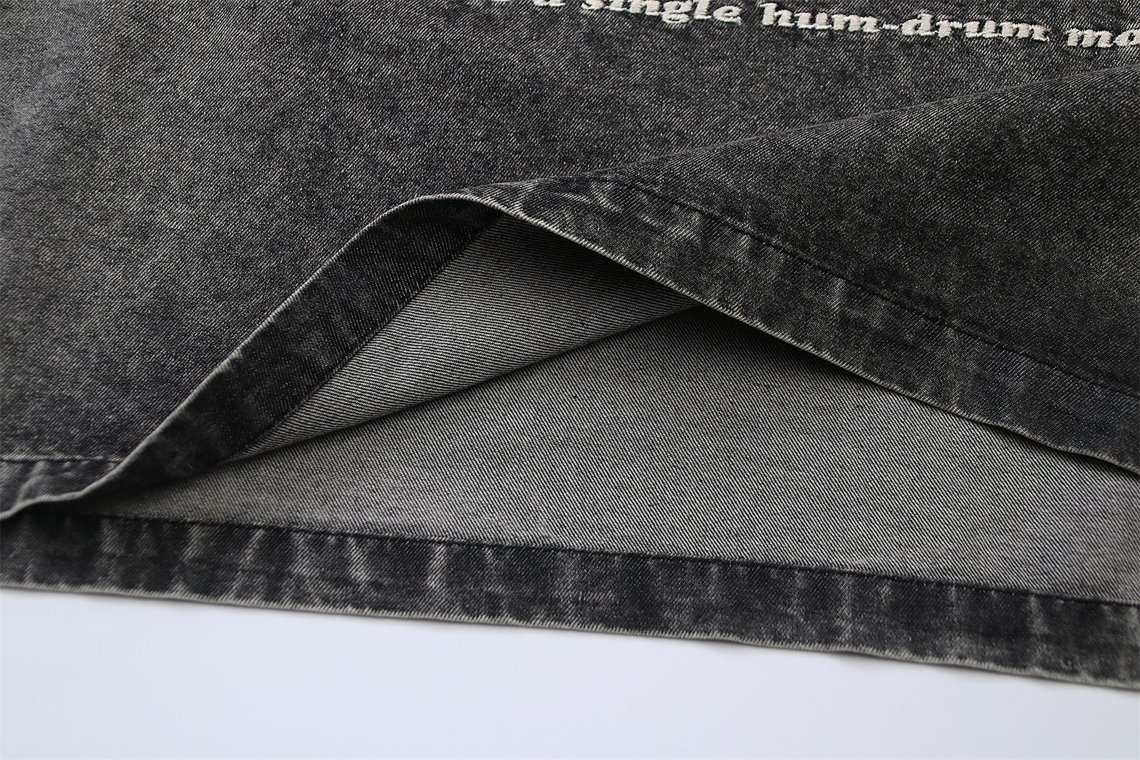 Washed Letter Embroidery Design Short Sleeve Denim T-Shirt for Men and Women, Street Loose Casual Couple Top