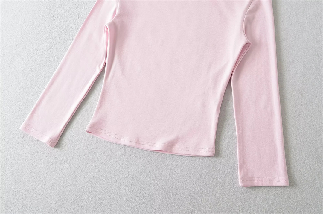 Sassy Plain Round Neck Snug Three-Quarter Short Tee