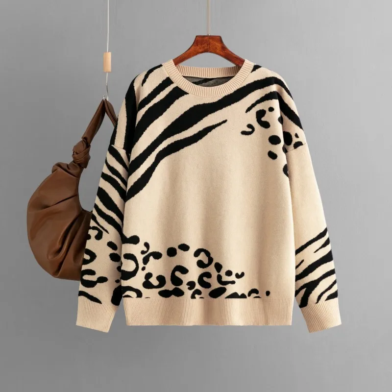 Woman's Animal Print Viscose Sweater