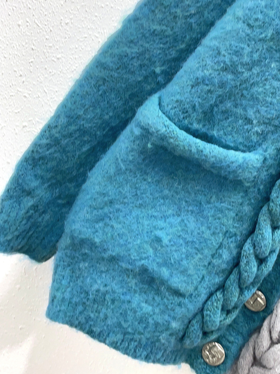 Ladies Colorblock Chunky Oversized Knitted Cardigan