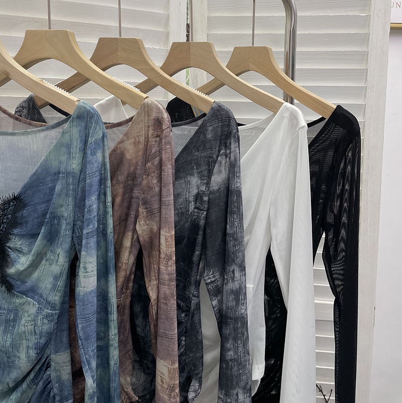 Plunging Neckline Long Sleeve Slim Fit Top