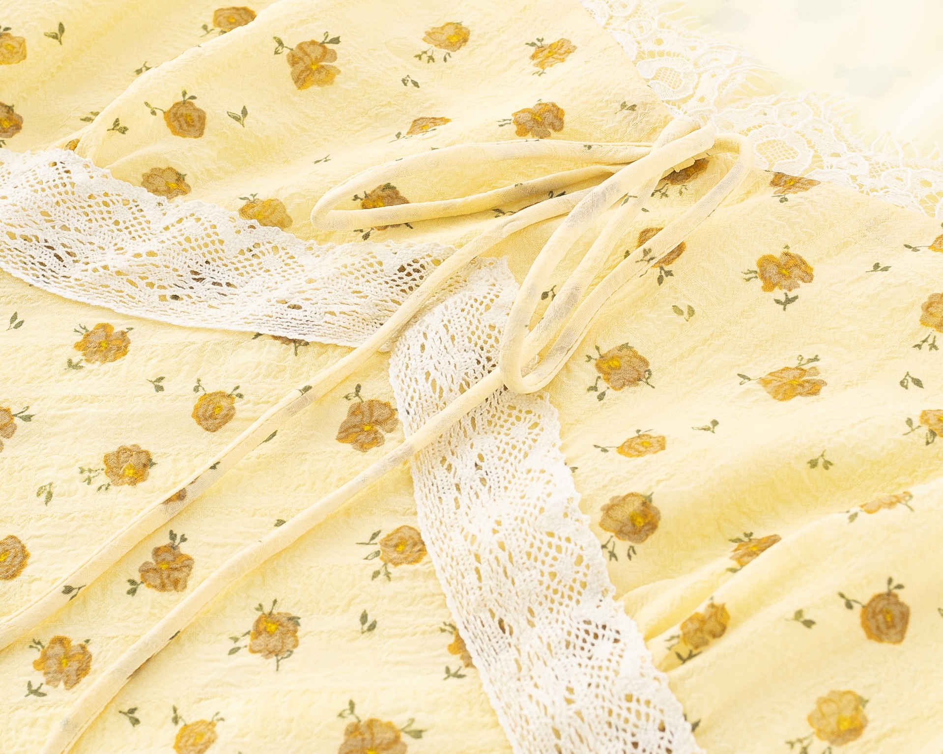 Sexy Square Neck Lace Splicing Dress