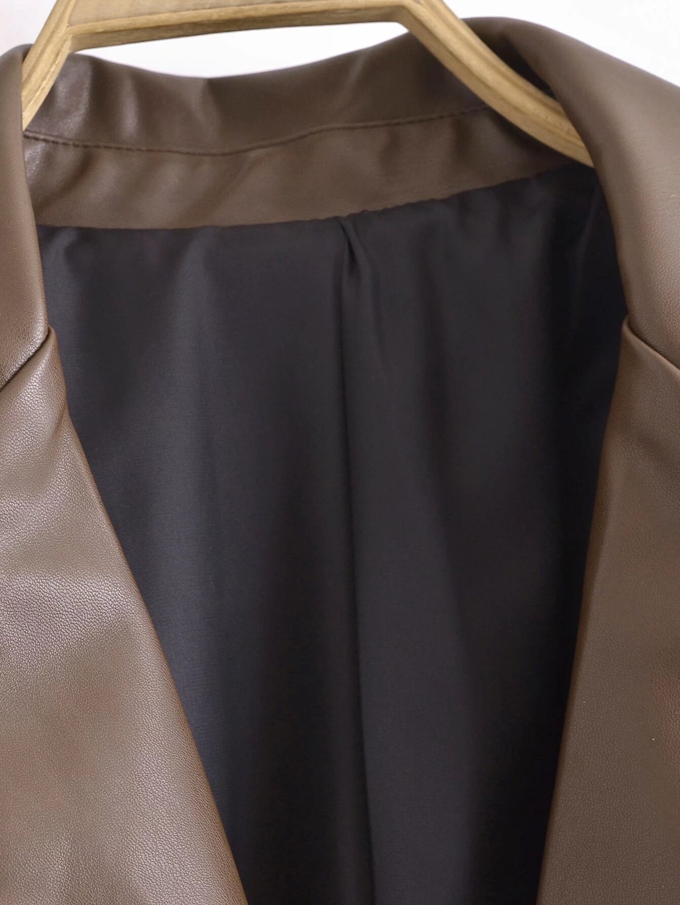 Splicing faux leather suit jacket