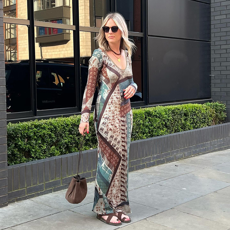 Stretch Vintage Fall Patterned Plunge Long Sleeve Dress