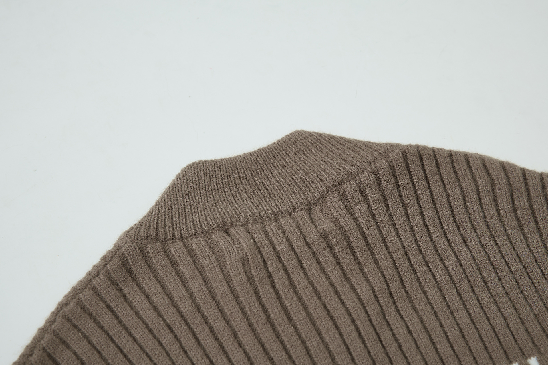 Sporty Loose Jacquard Long Sleeve Sweater