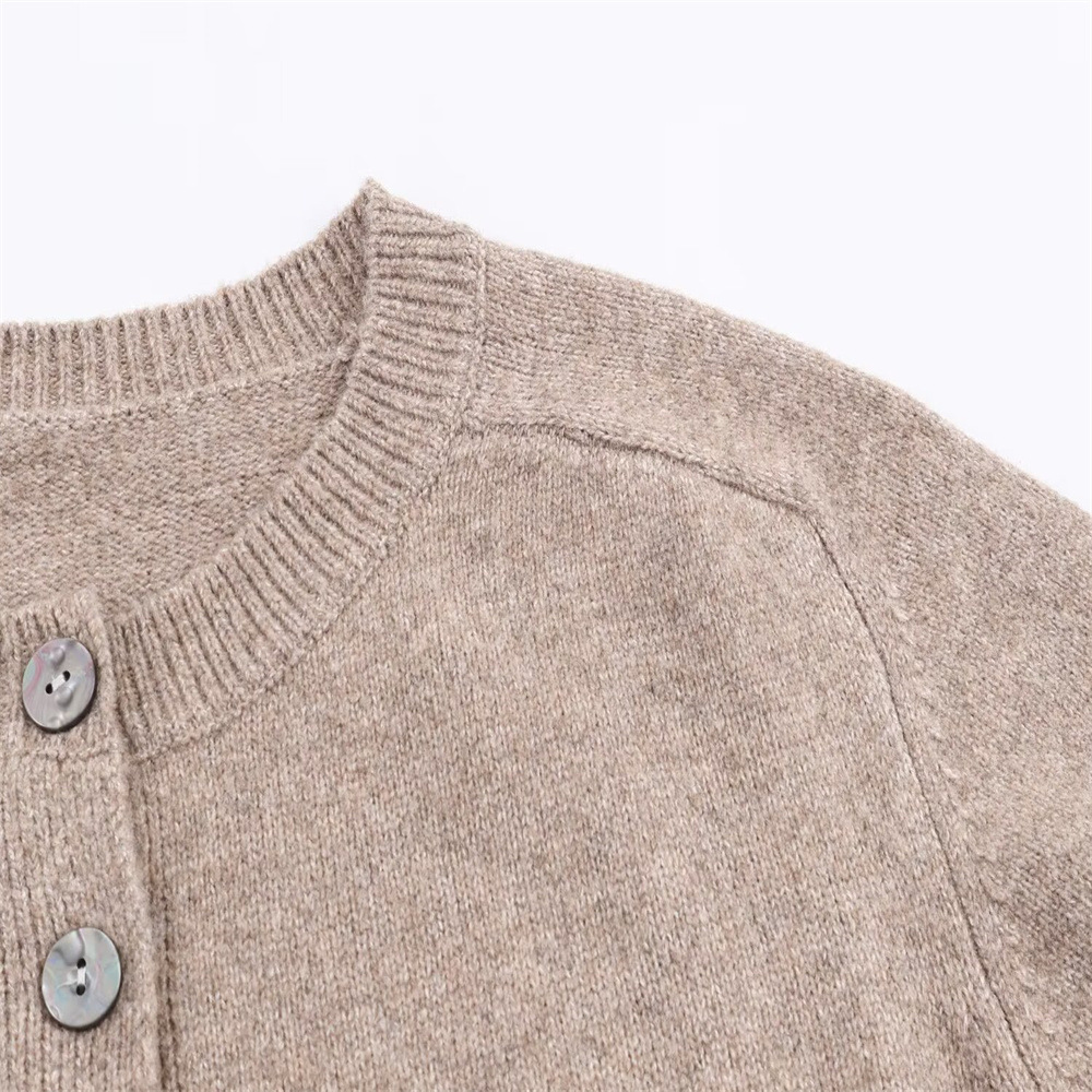 Ladies Plain Full Sleeve Button Front Polyester Sweater