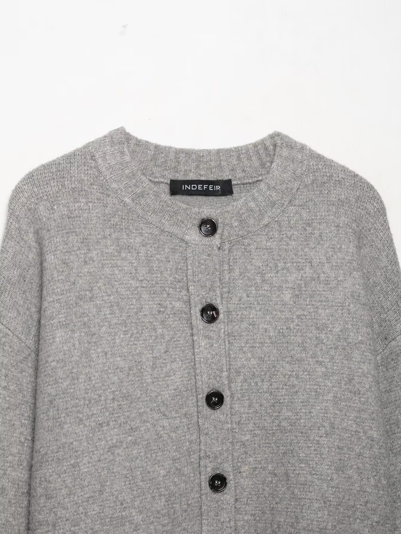 Ladies Charcoal Polyester Button-Front Full-Length Sleeve Sweater