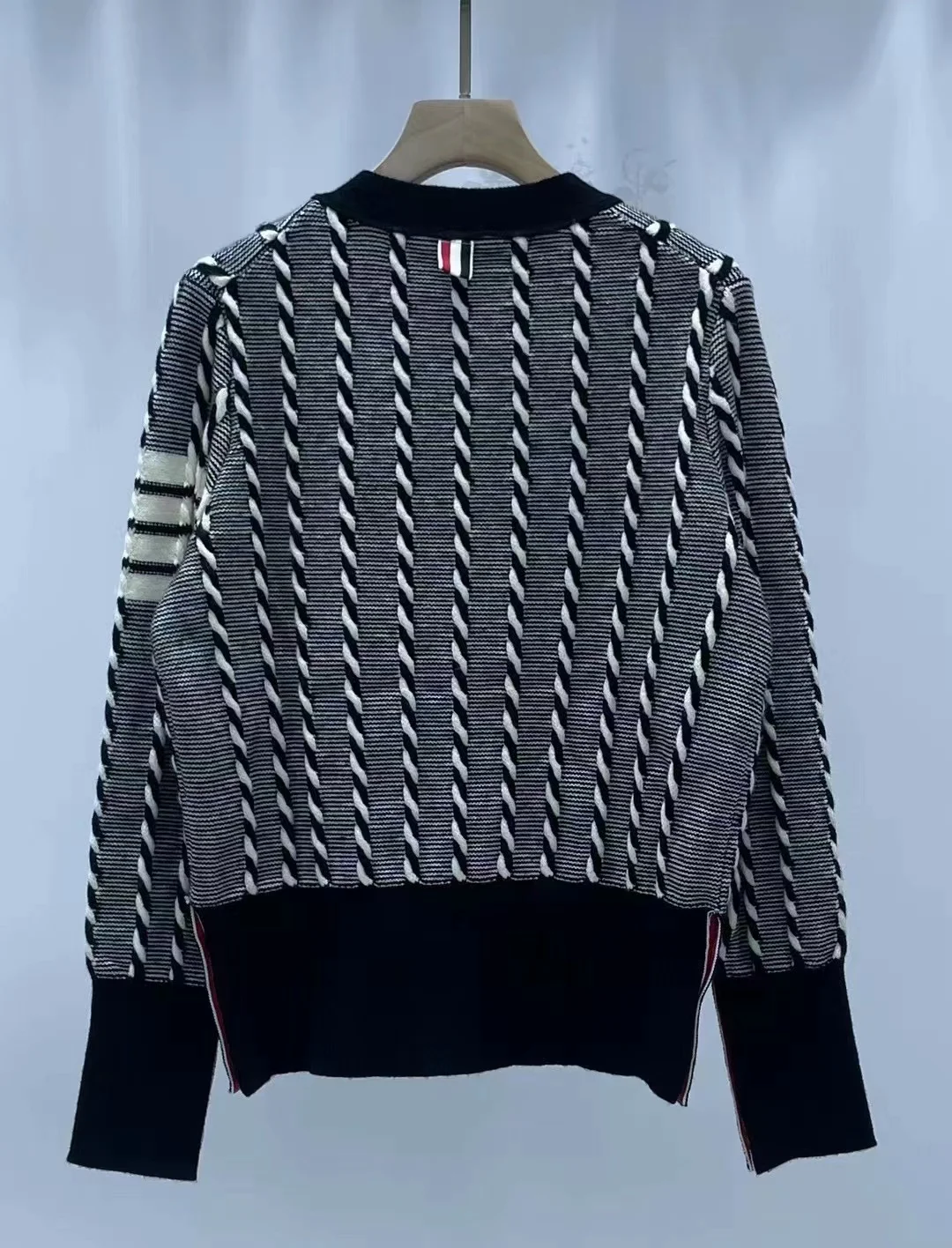 Low Neck Polyester Stripe Button Front Cardigan
