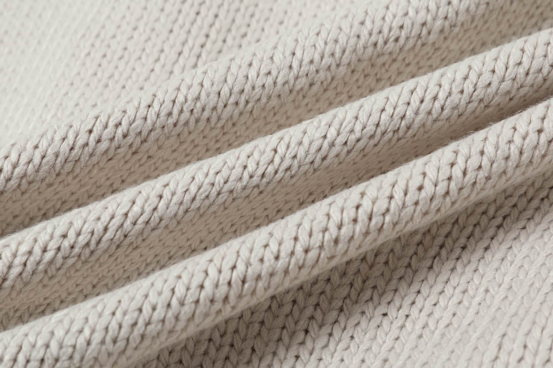 American Urban Staple Cardigan