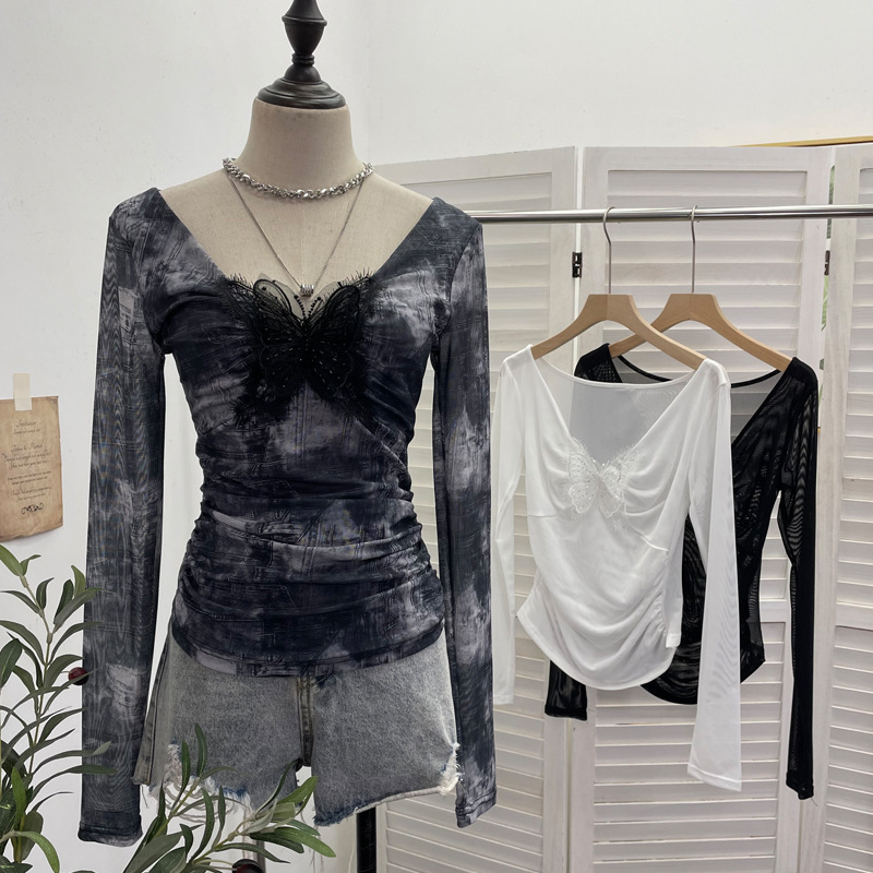 Plunging Neckline Long Sleeve Slim Fit Top