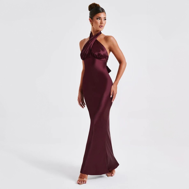 Backless sleeveless elegant dress