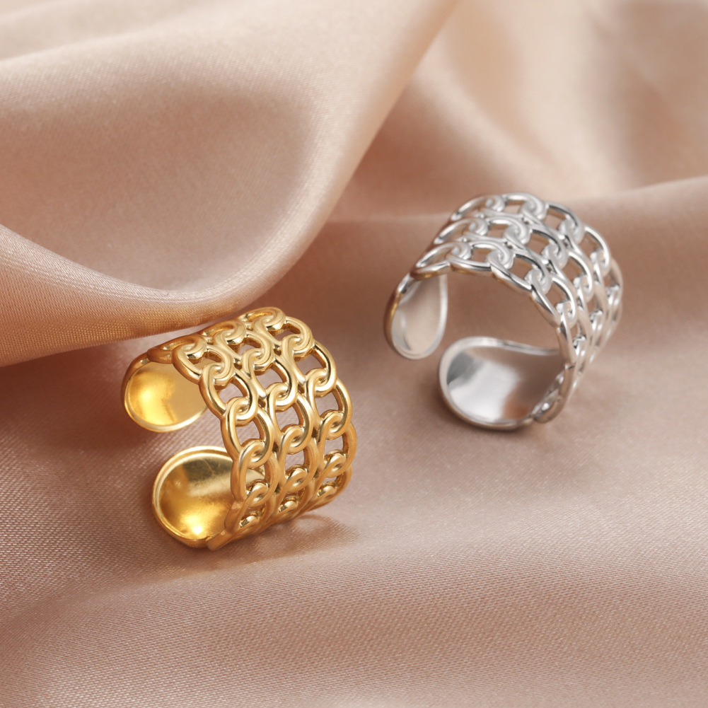 Unisex Golden Chunky Cutout Ring