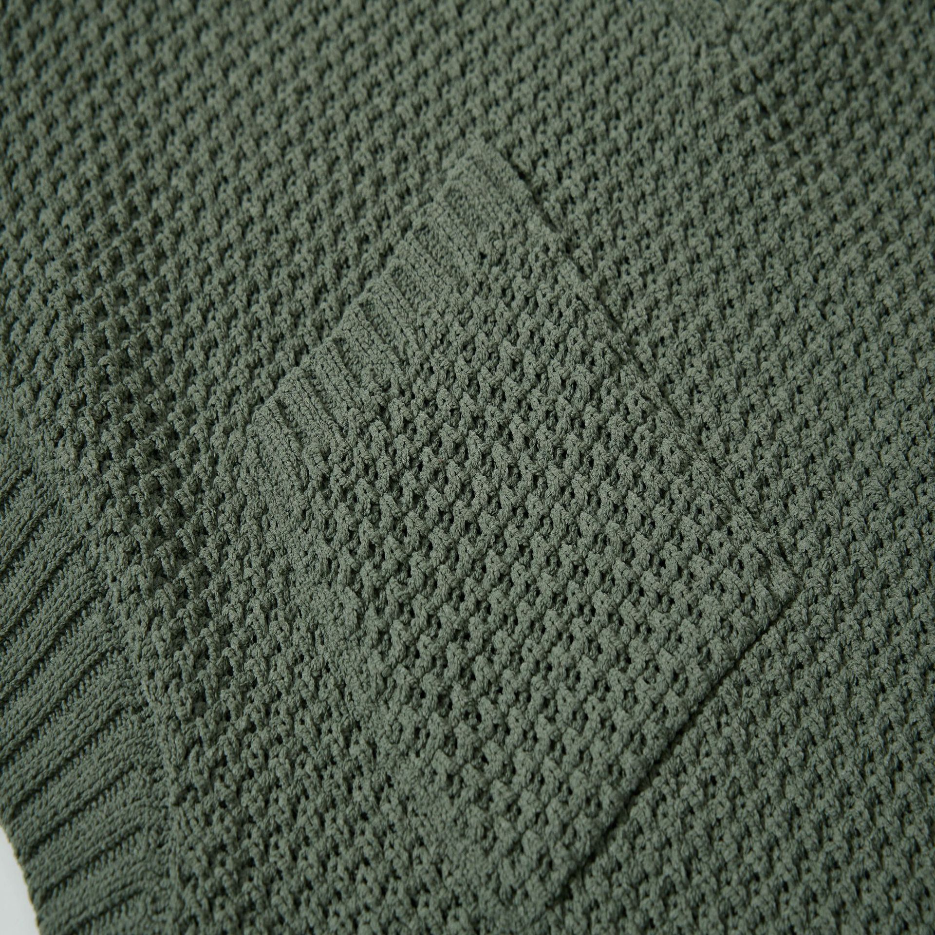 Relaxed Zipper Front Sweater Vest