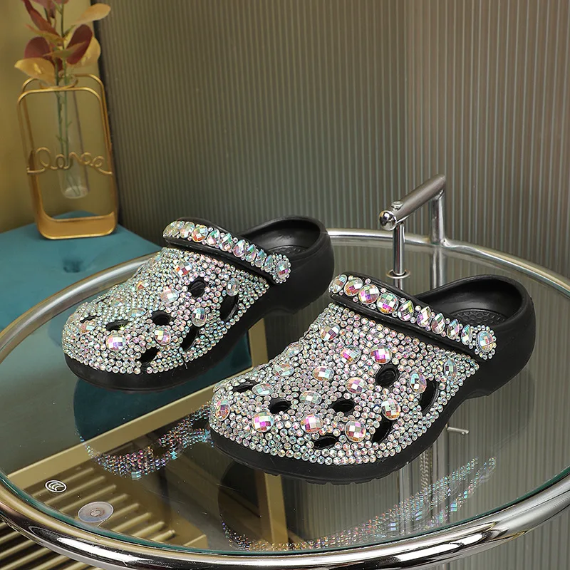 Women Summer Luxury Slippers Rhinestone Decoration Sandals Beach Slides Flip Flop Soft Fashion Casual Shoes