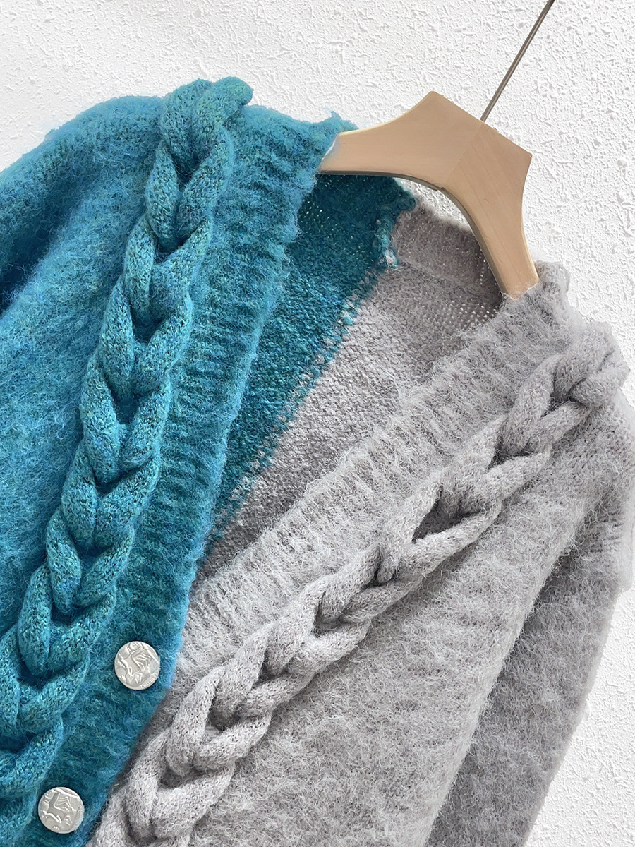 Ladies Colorblock Chunky Oversized Knitted Cardigan