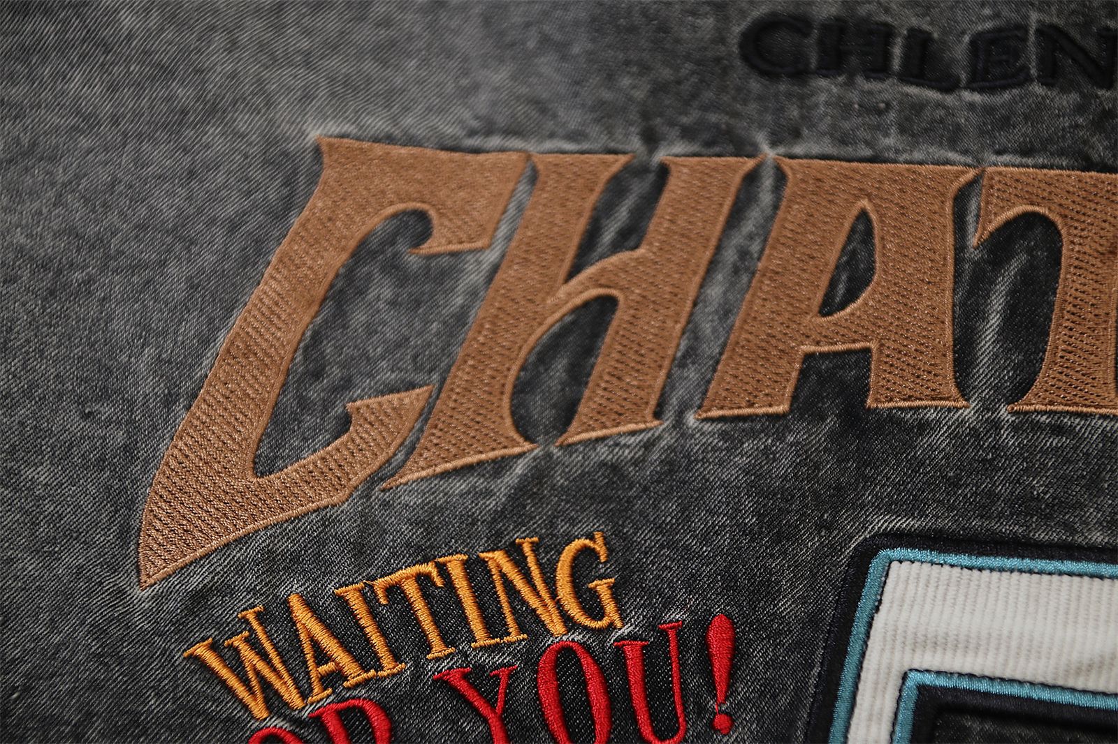 Washed Letter Embroidery Design Short Sleeve Denim T-Shirt for Men and Women, Street Loose Casual Couple Top
