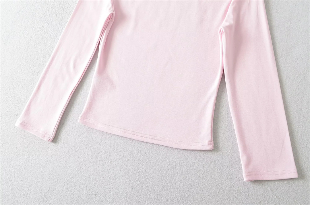 Sassy Plain Round Neck Snug Three-Quarter Short Tee