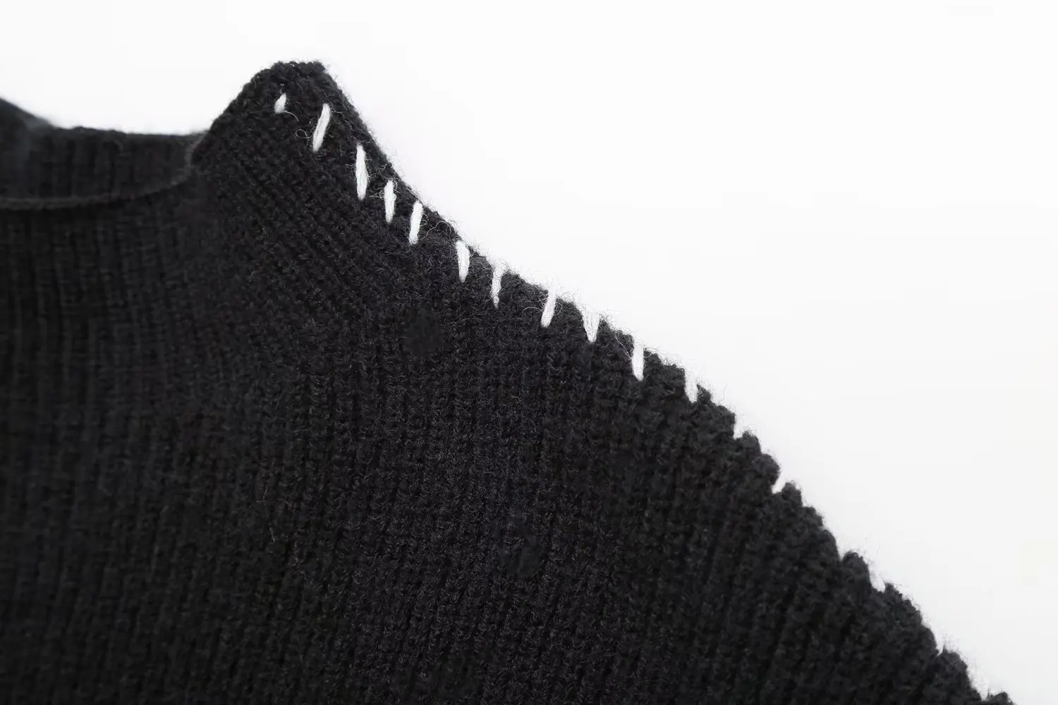Ladies Polyester Two-Tone High Collar Sweater
