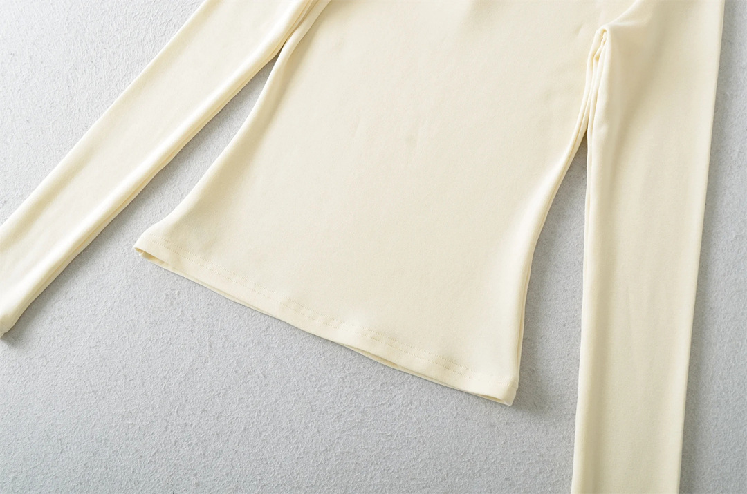 Private Lady Slim Fit Plunge Plain Wrist-Length Tee