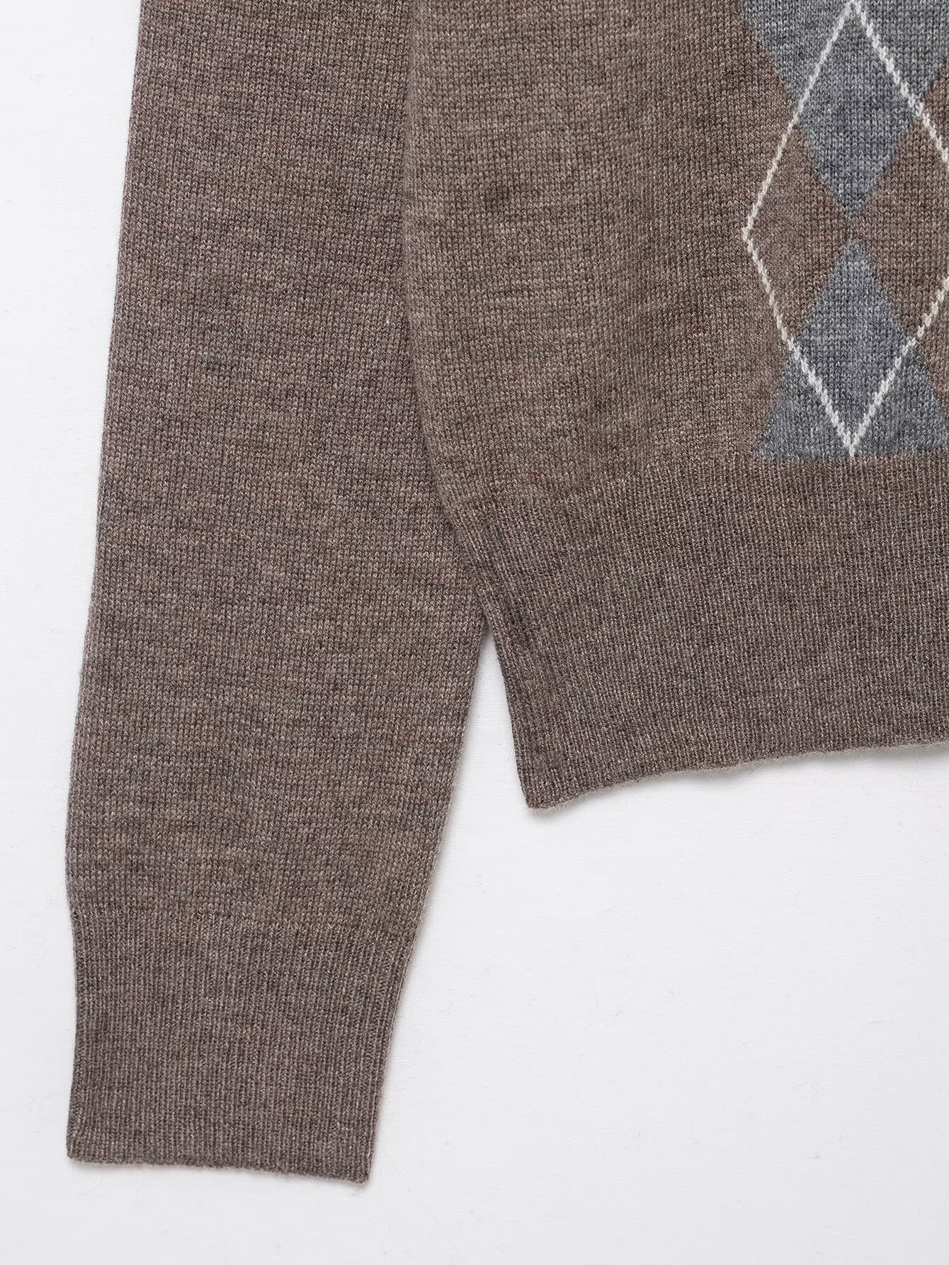 European Full Sleeve Argyle Knit Sweater